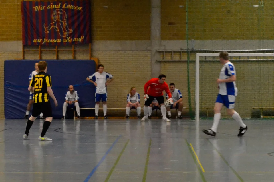 Interessantes Duell, an dessen Ende sich Hansa Vollmerhausen gegen die Soennecker durchsetzen konnte Interessantes Duell, an dessen Ende sich Hansa Vollmerhausen gegen die Soennecker durchsetzen konnte