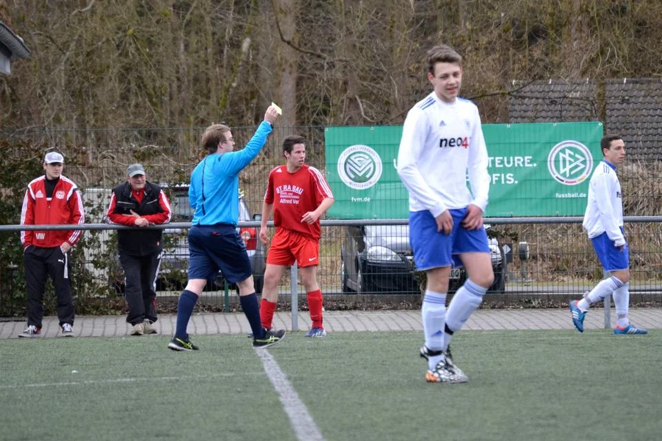 Das juckt dich nicht. Oder, Manuel Holtz? Das juckt dich nicht. Oder, Manuel Holtz?