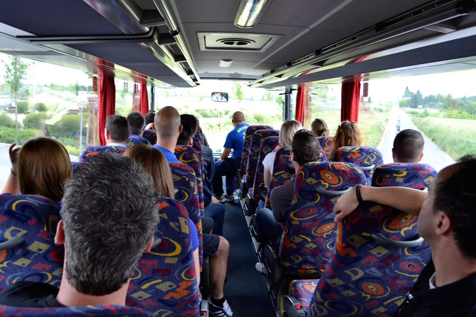 Kurz vor Rheidt - die Mitreisenden orientieren sich