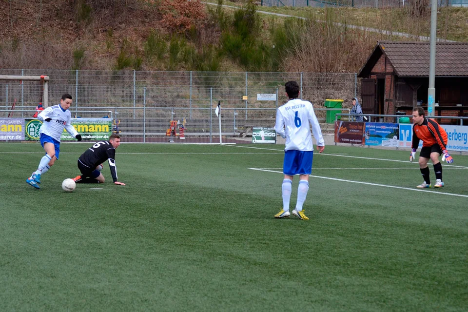 ... der seinen Gegner austanzt ... ... der seinen Gegner austanzt ...