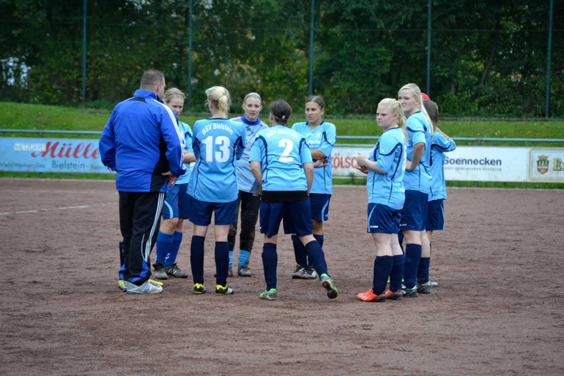 Trotz einer tollen mannschaftlichen Geschlossenheit reichte es für unsere Damen nicht zu Punkten
