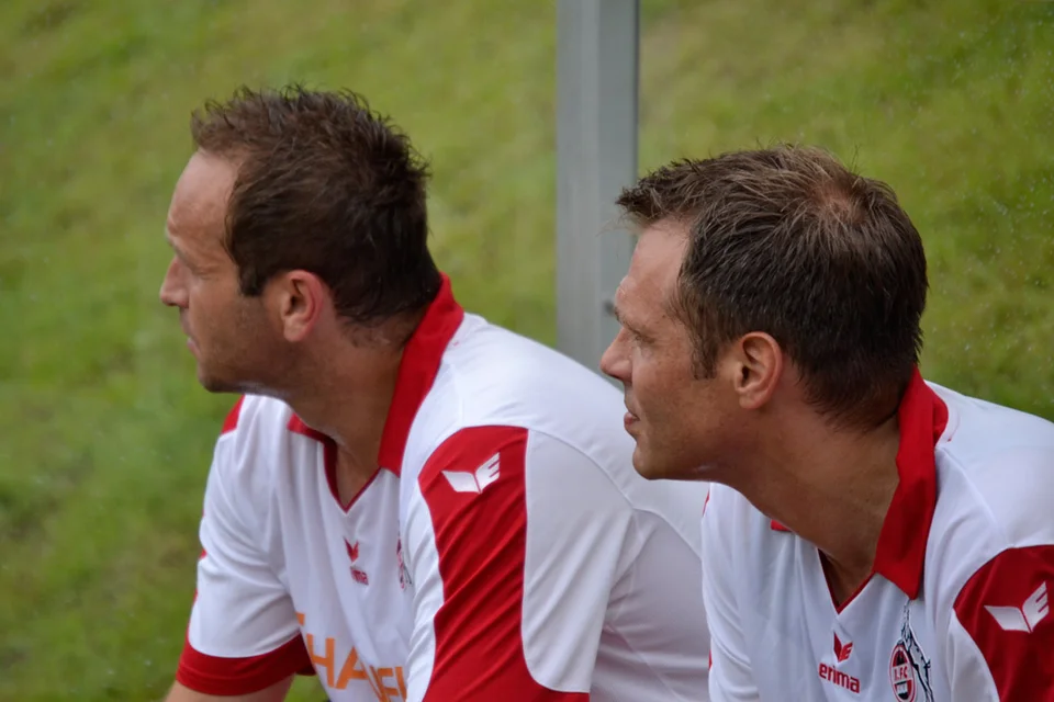 Entspannter Blick zur Halbzeit: Dirk Lottner und Oliver Westerbeek