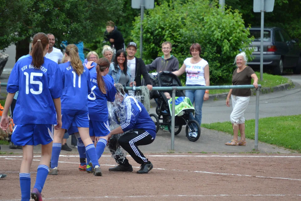 ... für eine kalte Wasserdusche ... für eine kalte Wasserdusche