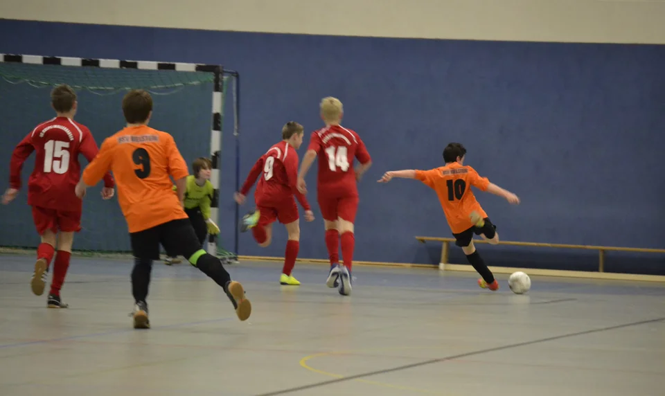 ... und beim Torschuss auf das gegnerische Tor ... und beim Torschuss auf das gegnerische Tor