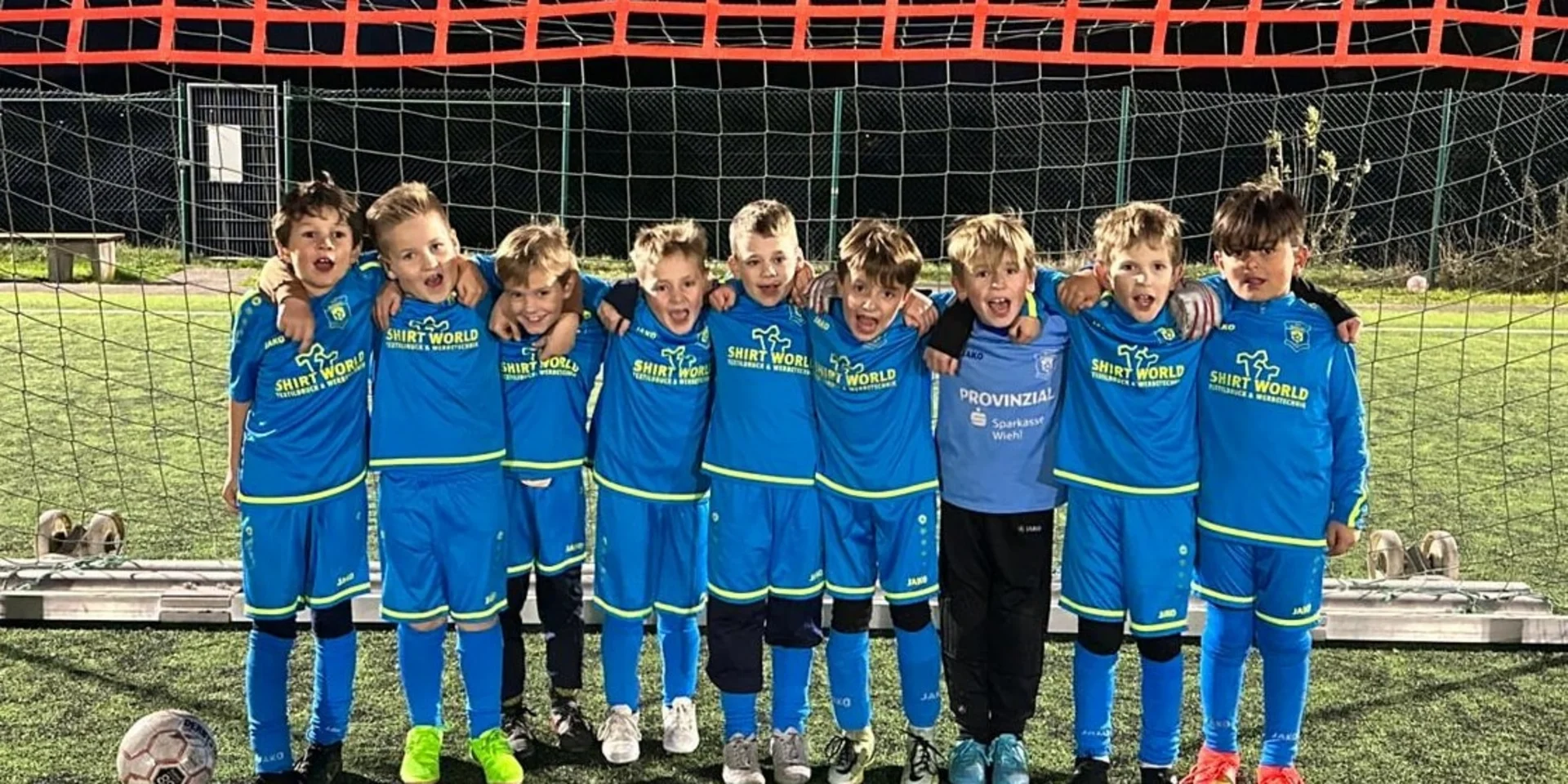 Alles ist gut, solange du wild bist: Unsere Bambinis beim Auswärtsspiel in Hochwald