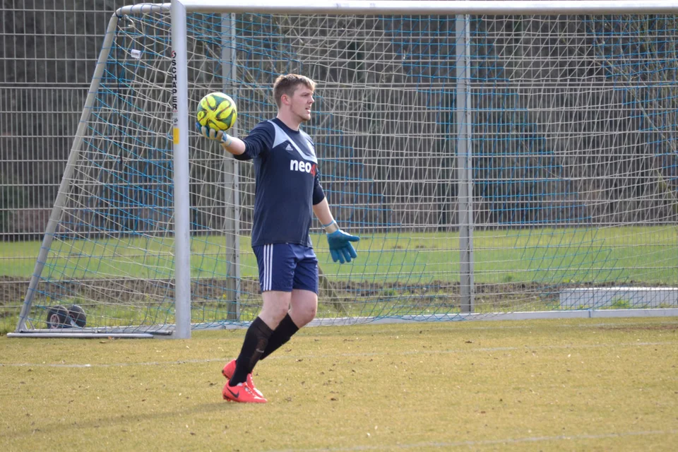Sicherer Rückhalt: Torhüter Jan Böhl holte auch heute wieder einige richtig gute Bälle heraus Sicherer Rückhalt: Torhüter Jan Böhl holte auch heute wieder einige richtig gute Bälle heraus