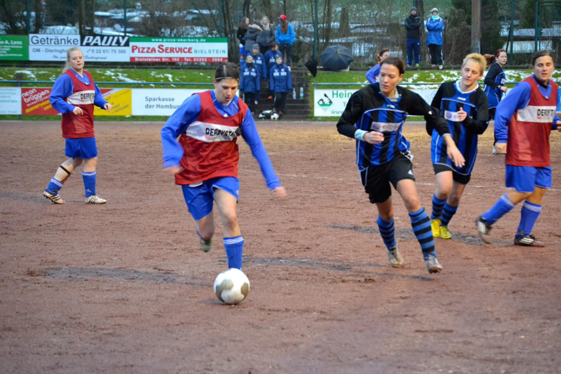 Die Bielsteinerinnen (hier: Heimi) waren ihren Gegenspielerinnen heute immer einen Schritt voraus
