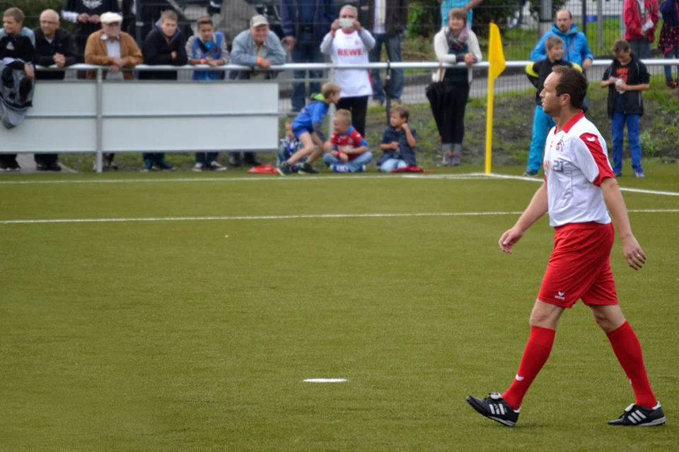 Ihm sah man nicht unbedingt an, dass ein Tor gefallen war: Mittelfeld Stratege Dirk Lottner ließ es ruhig angehen