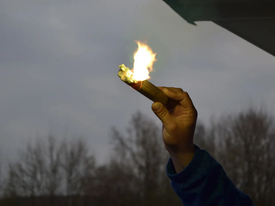 Die Bengalos brannten auch während des Spiels Die Bengalos brannten auch während des Spiels