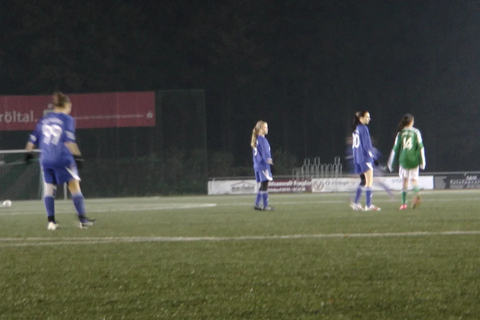 Auf Konter gelauert: die Mädchen füllten die neue Taktik perfekt aus Auf Konter gelauert: die Mädchen füllten die neue Taktik perfekt aus