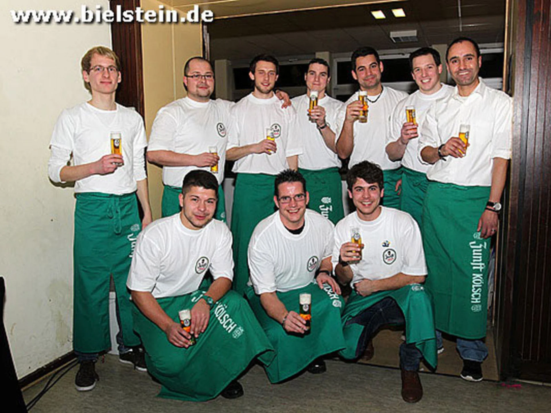 Das Kellner-Team des BSV Bielstein auf der Kostümsitzung des KV Bielstein