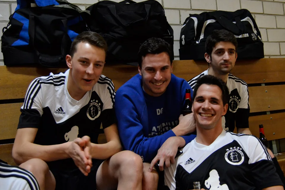 Coole Jungs: vier Mitglieder der Kosmos Boys Coole Jungs: vier Mitglieder der Kosmos Boys