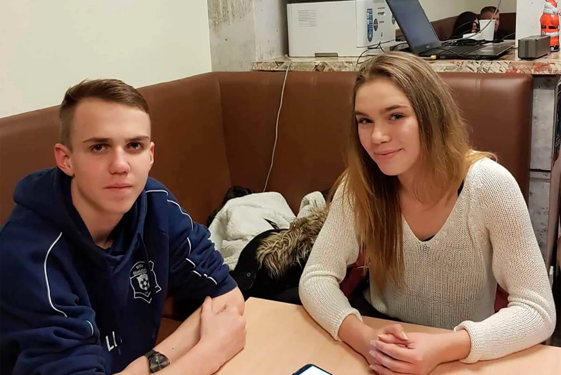 Gutes Gespräch: Lukas Burkhardt traf unsere neue Schiedsrichterin Mia Schumacher zum Interview