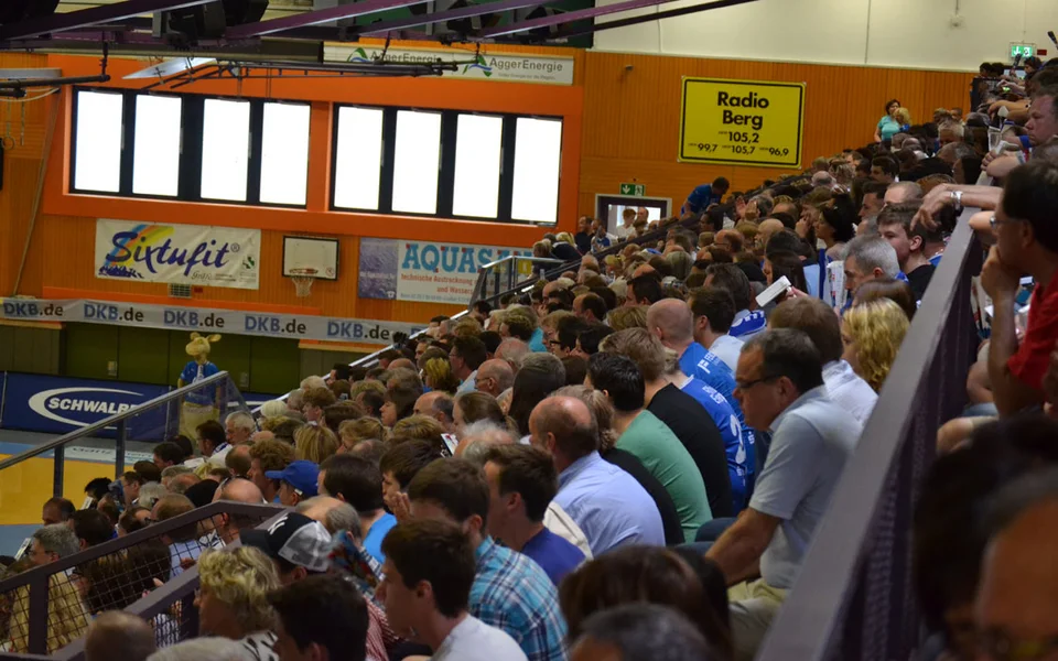 ... von den Rängen nicht schön anzusehen ... von den Rängen nicht schön anzusehen