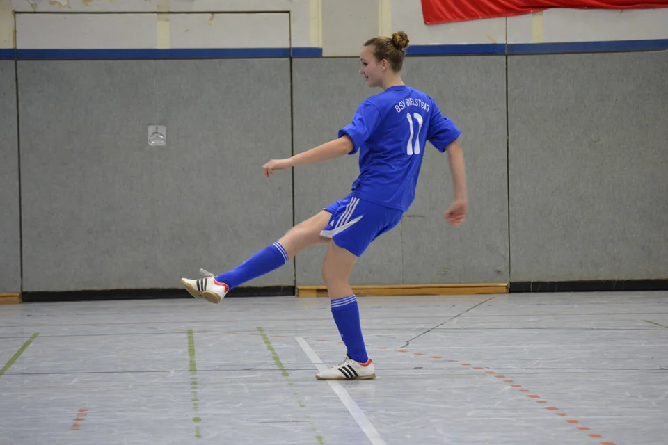 Locker, leicht und lächelnd: Jacqueline Holtz beim Aufwärmen