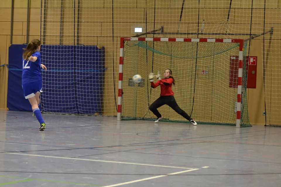 ... aber auch Vivian Schulte kann kein Tor erzielen ... aber auch Vivian Schulte kann kein Tor erzielen