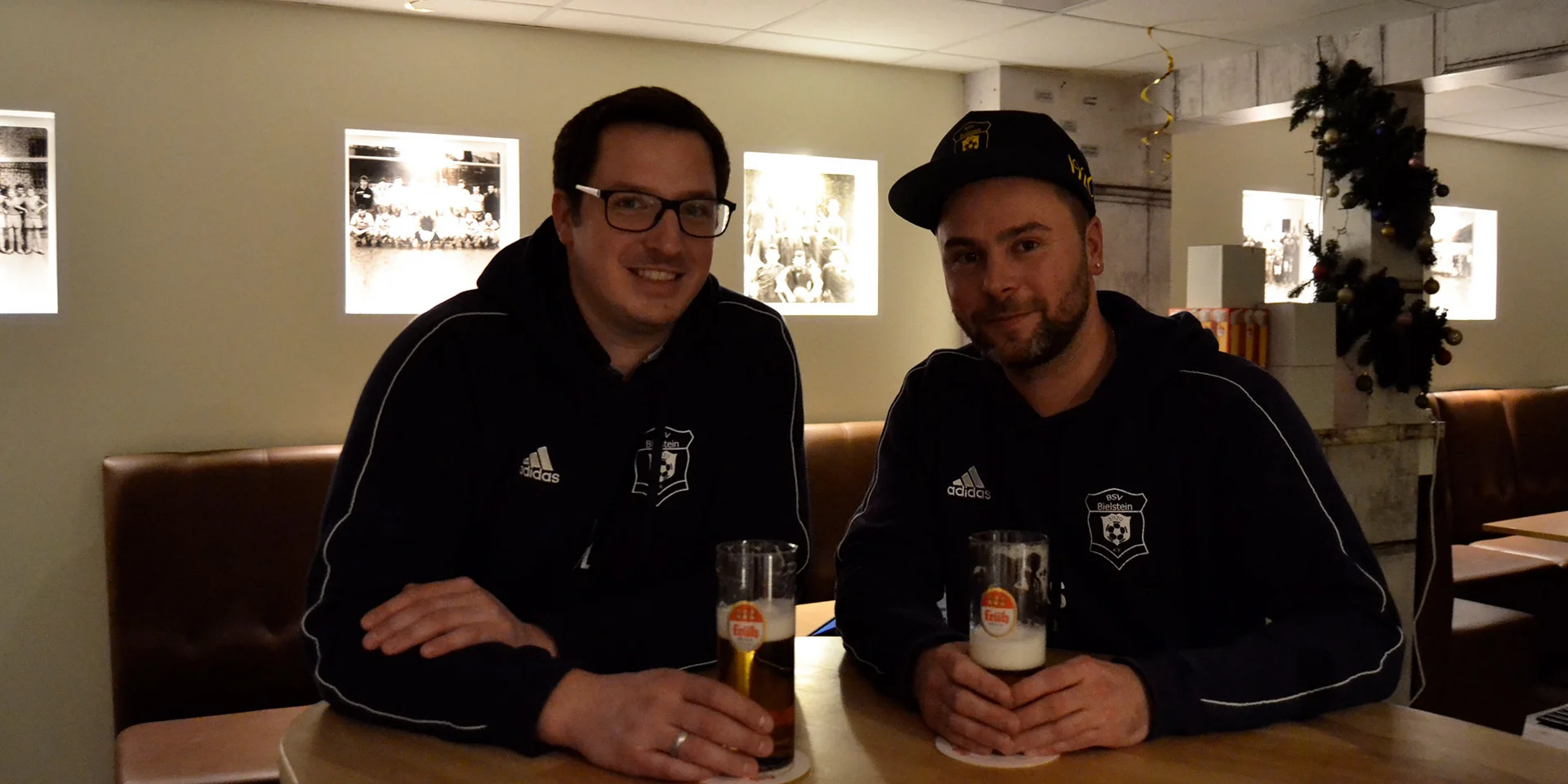 Florian Last und Ronnie Schmidt im Vereinshaus des BSV Bielstein