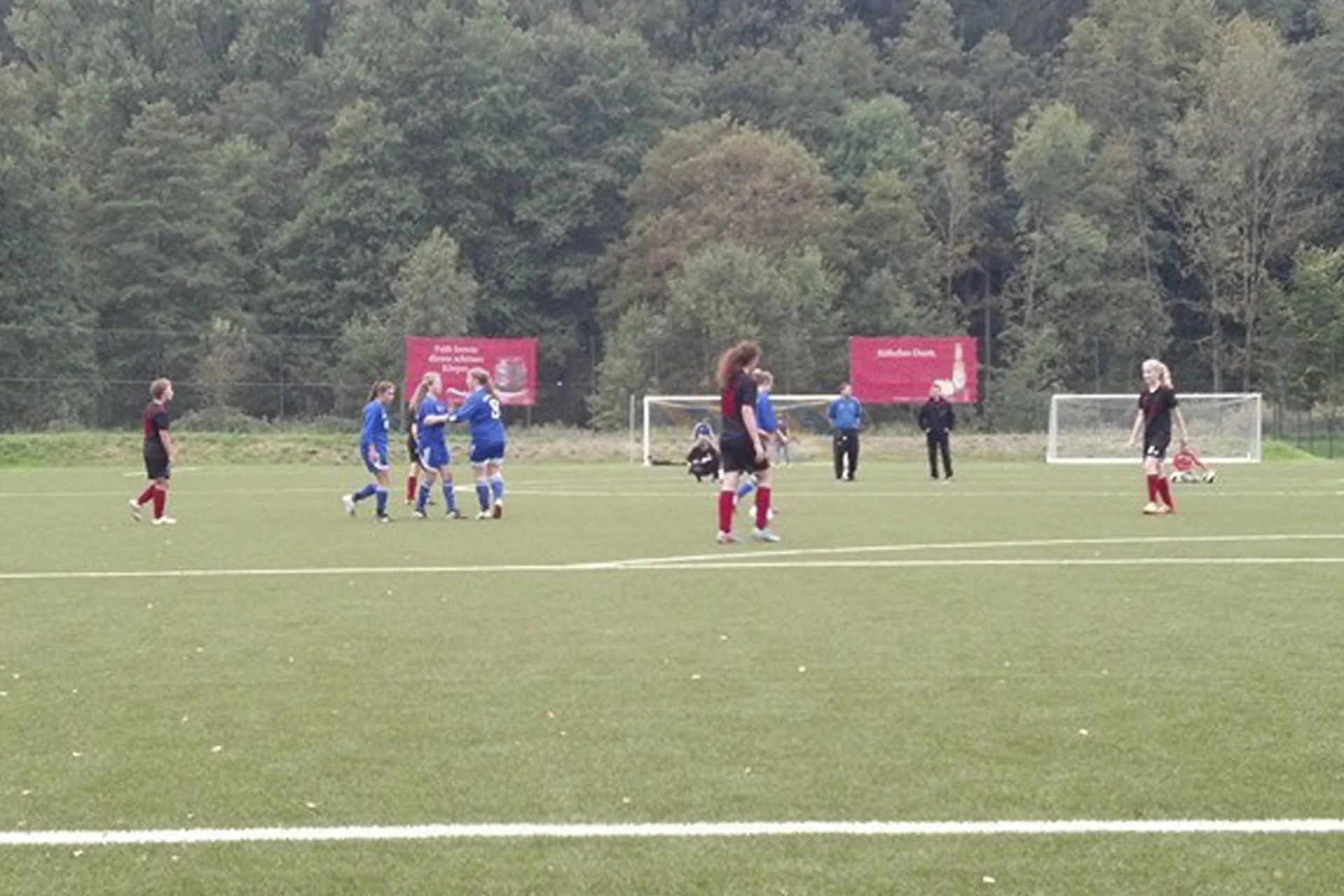 Wenig Grund zum Feiern hatten unsere U17 Mädchen, die Moitzfeld verdient unterliegen