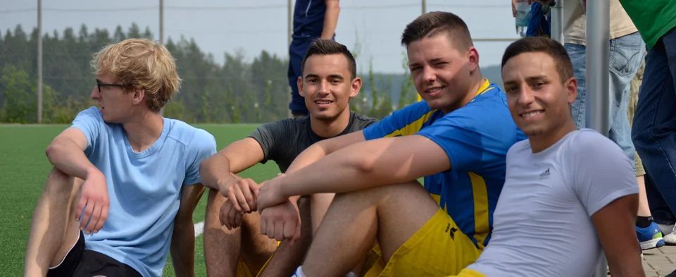 ... und rufen Benni für ein zweites hinzu