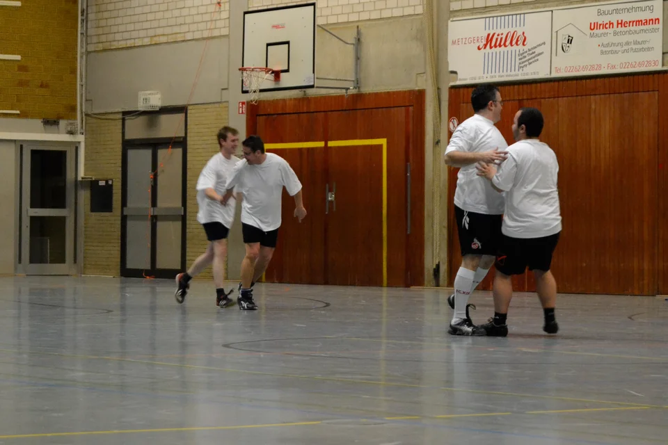 ... was die Jungs des Hofstaats in die völlige Ekstase trieb ... was die Jungs des Hofstaats in die völlige Ekstase trieb