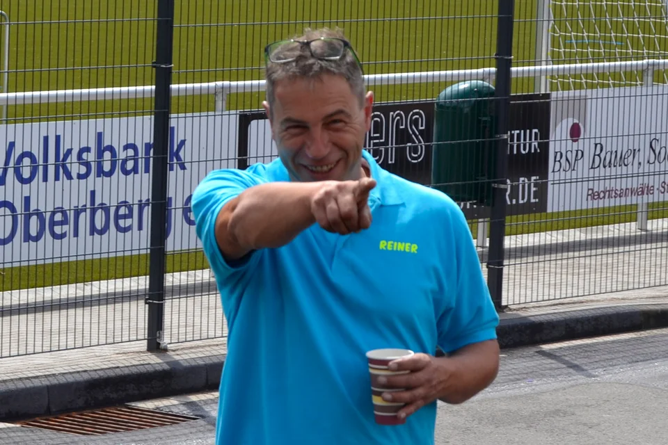 Alles im Griff: Reiner Nikolay delegierte Teile der anfallenden Arbeiten