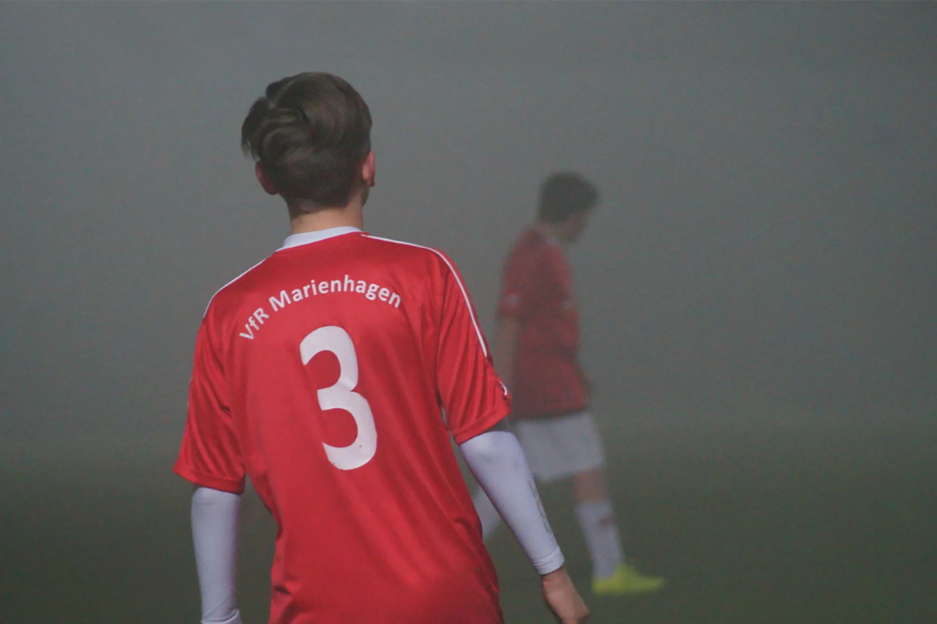 Sichtweiten von unter 25 Metern: unsere U15 ließ sich vom Nebel nicht beirren und gewann verdient mit 13:0