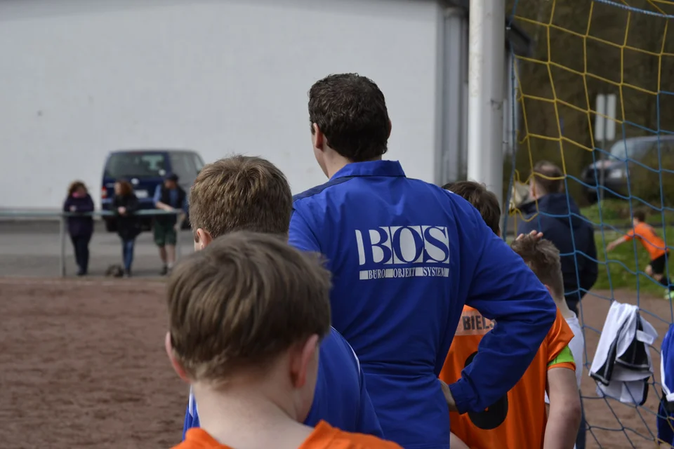 Das Trainerteam um Hansi Wölfel und Shahin Bagherzadeh konnte erstmals auf einen größeren Kader zurückgreifen Das Trainerteam um Hansi Wölfel und Shahin Bagherzadeh konnte erstmals auf einen größeren Kader zurückgreifen