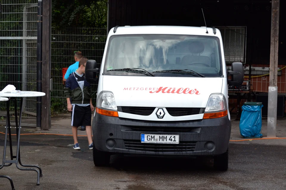 Tolles Catering: die Metzgerei Müller versorgte die Zuschauer mit gutem Essen