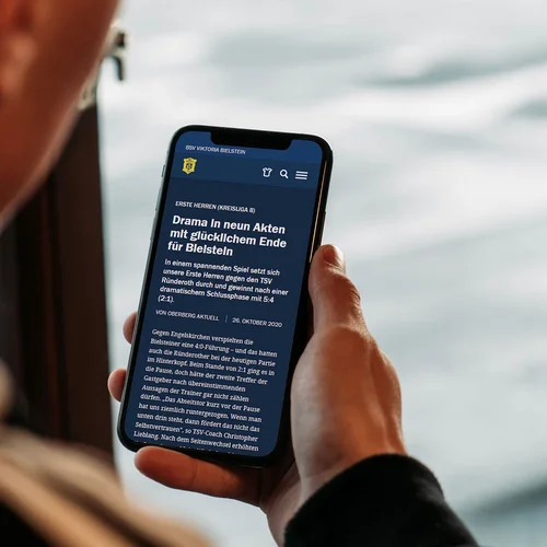 Schon gesehen? Wenn du Apps & Co. lieber im dunklen Modus verwendest, wird dir auch unsere Website ab sofort in einer dunklen Version angezeigt. Je nach Einstellung, die du auf deinem Gerät getätigt hast, passt sich unsere Website automatisch an.