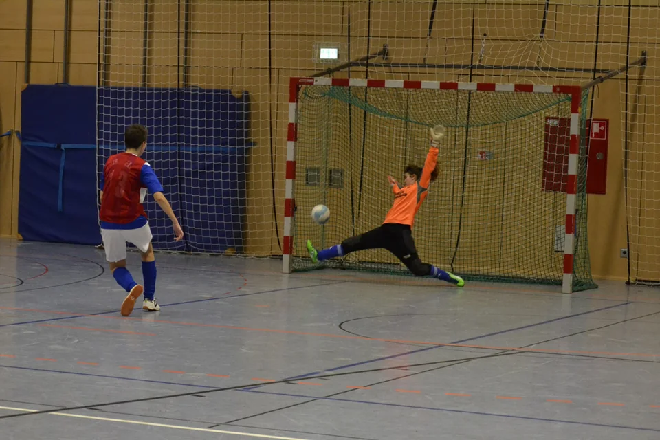 ... trifft ... ... trifft ...