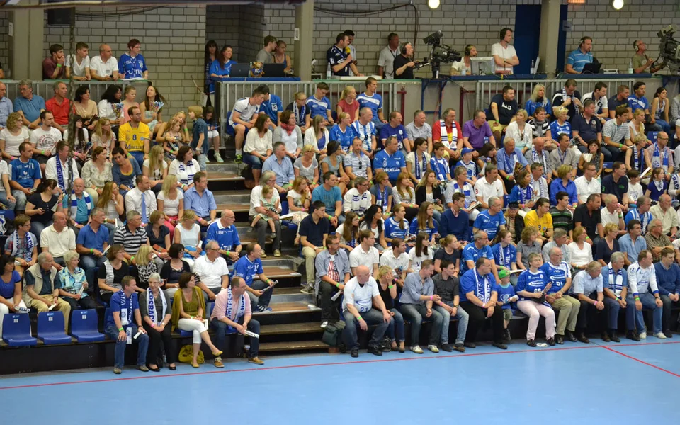 Lautstark: die Fans des VfL Gummersbach Lautstark: die Fans des VfL Gummersbach
