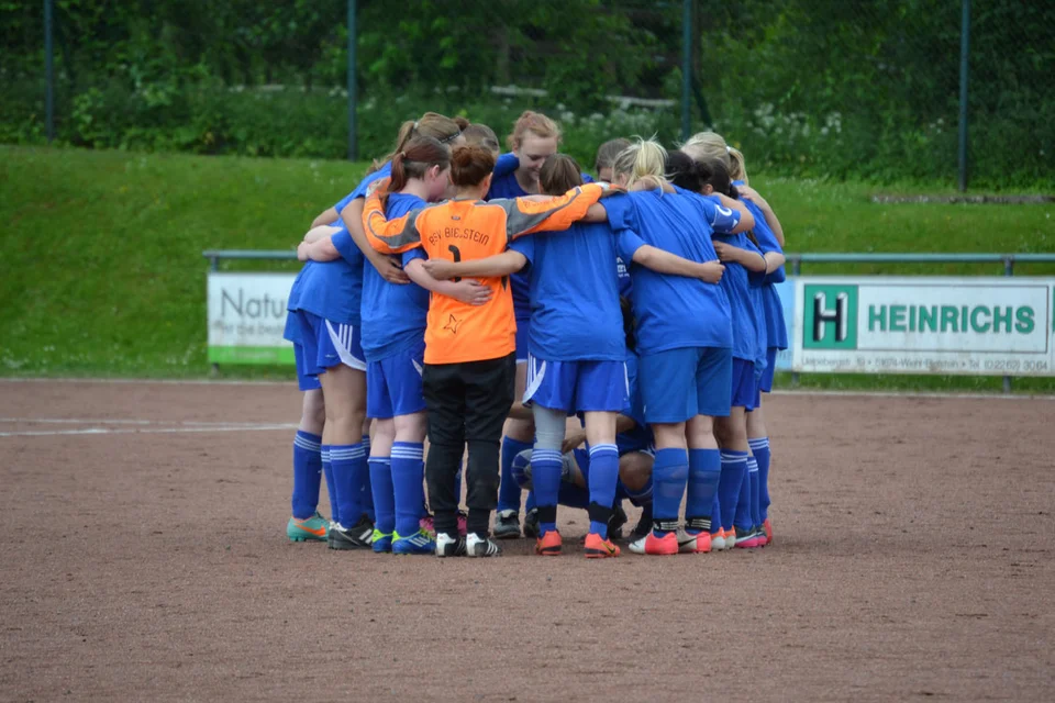 Bildeten vor dem Spiel: die U15 Juniorinnen des BSV Bielstein Bildeten vor dem Spiel: die U15 Juniorinnen des BSV Bielstein
