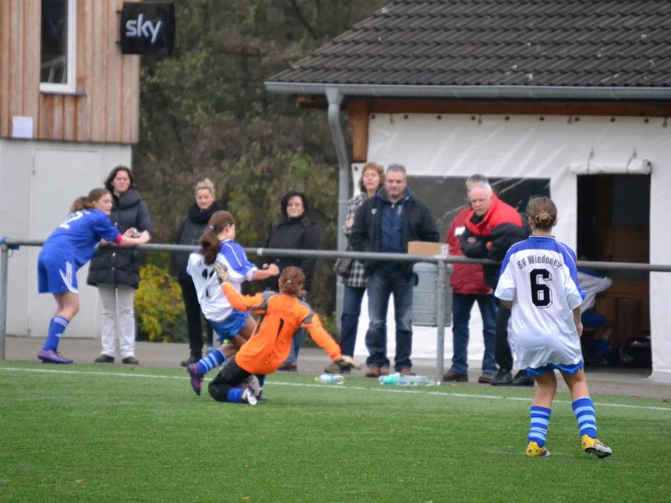 Riskierte in zwei brenzligen Situation alles und hatte damit Erfolg: Eugenie Riskierte in zwei brenzligen Situation alles und hatte damit Erfolg: Eugenie