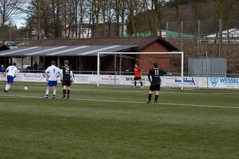 ... den sich Kapitän Patrick Weßel vornahm ... ... den sich Kapitän Patrick Weßel vornahm ...