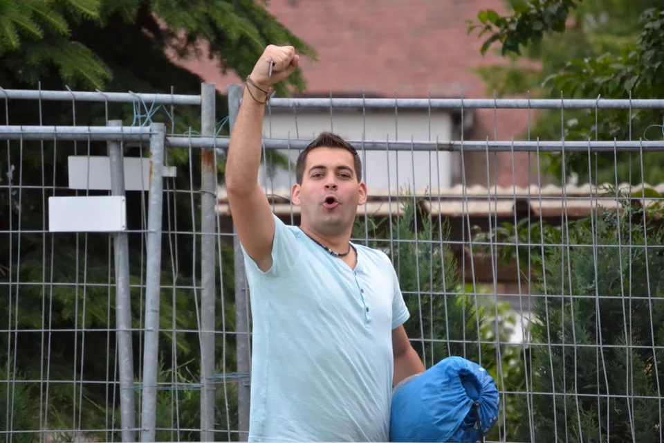 Endlich da: Patrick Weßel feiert die Ankunft in Crimmitschau Endlich da: Patrick Weßel feiert die Ankunft in Crimmitschau