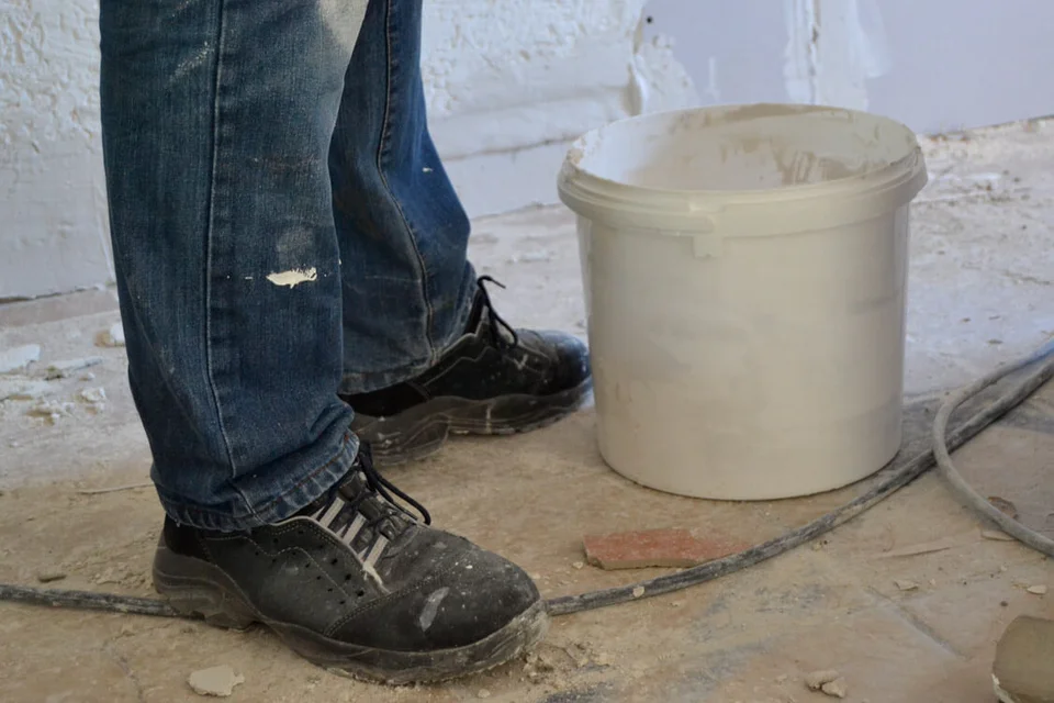 ... spachtelt schon seit einigen Tagen ... ... spachtelt schon seit einigen Tagen ...