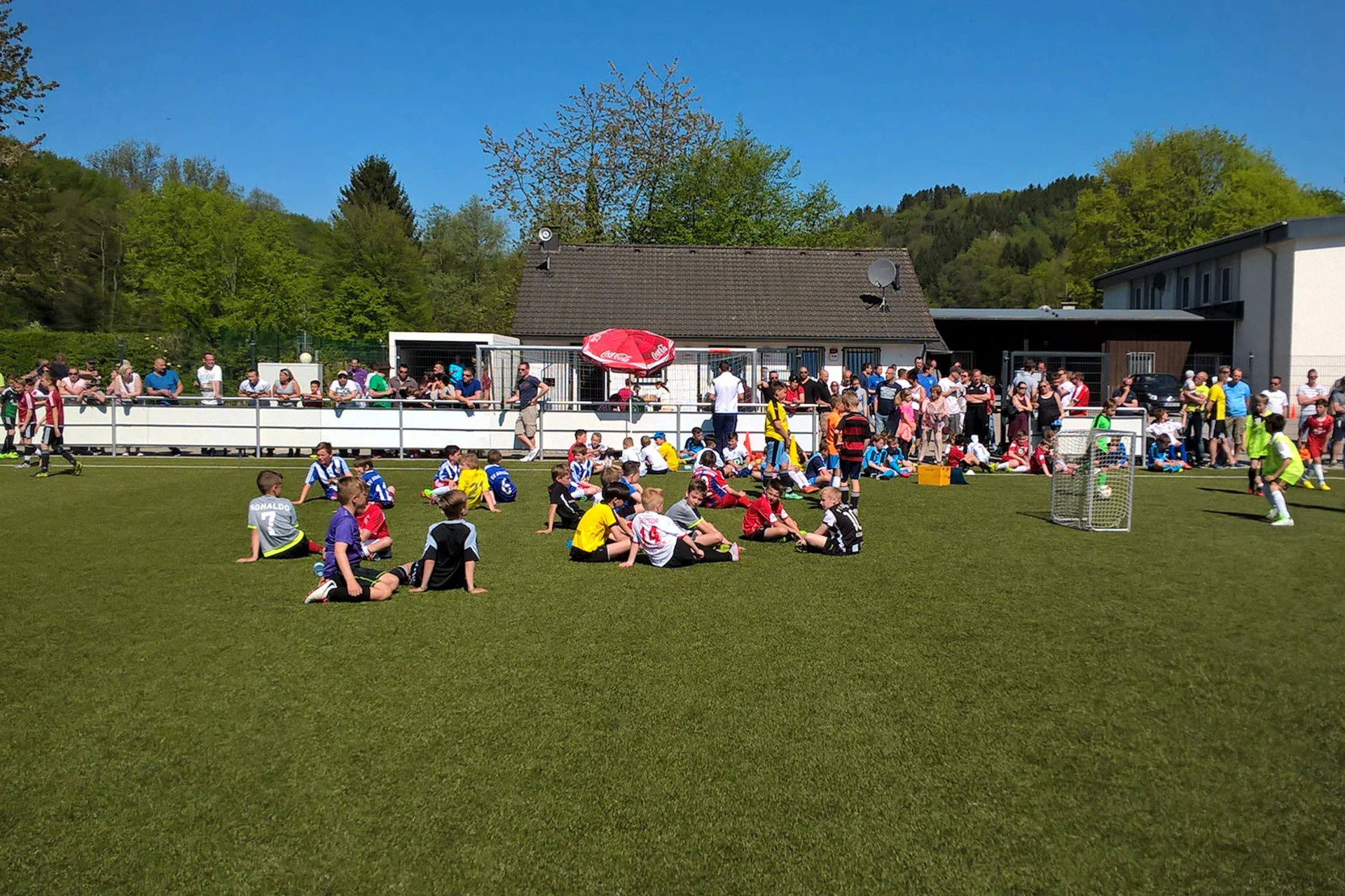 Aus über 150 Teilnehmern wählten die Stützpunkttrainer 25 neue Talente für die Stützpunktmannschaften aus