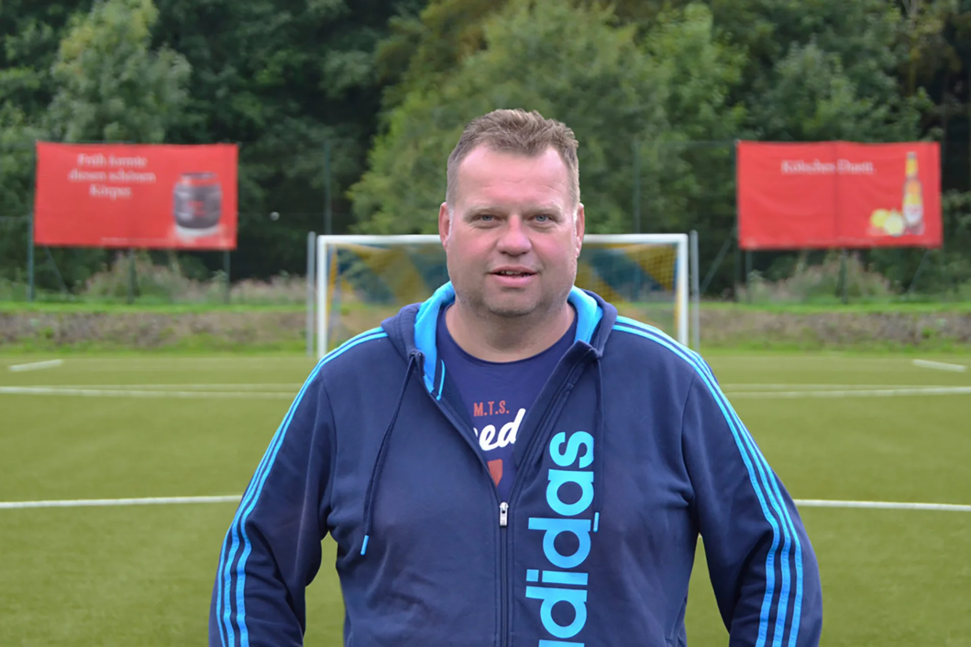 Thomas Tröster feiert am heutigen Tag seinen Geburtstag 