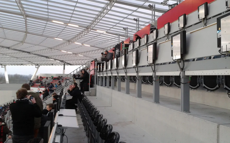 Die Pressetribüne, u.a. mit Jens Lehmann und Kai Dittmann