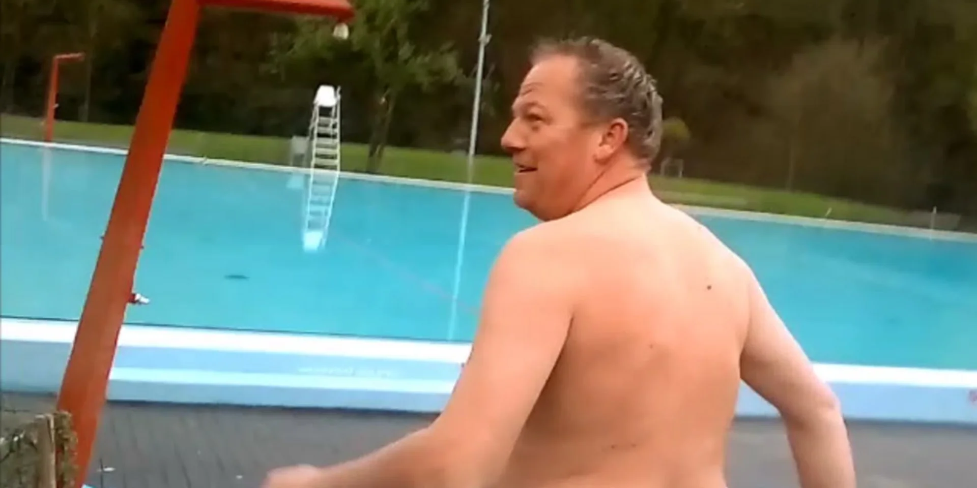 Wie fühlt sich das an, bei -4°C baden zu gehen? Thorsten P. war interessiert und ging dem nach