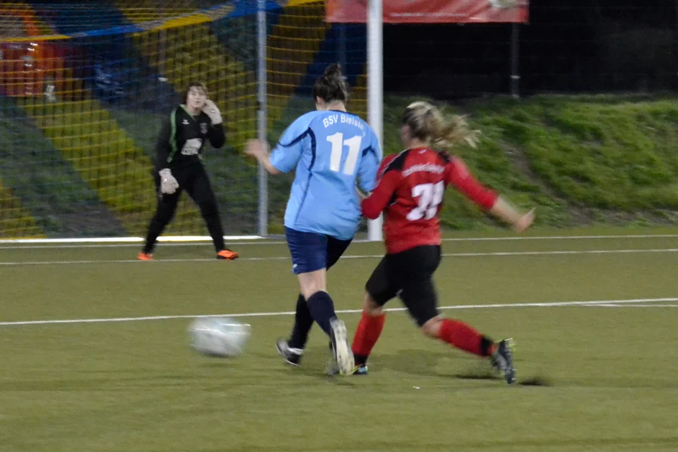 Über sie ging viel im Bielsteiner Spiel: Elena Heßlenberg traf heute lediglich das Tor nicht Über sie ging viel im Bielsteiner Spiel: Elena Heßlenberg traf heute lediglich das Tor nicht