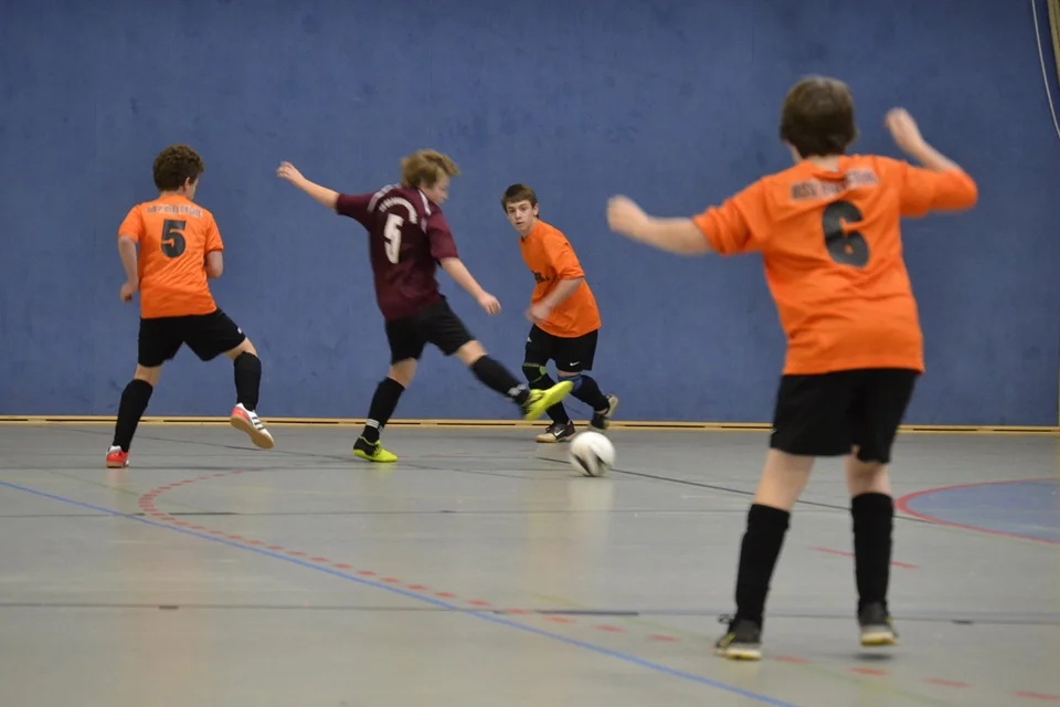 ... Sven sieht den freien Mann ... Sven sieht den freien Mann