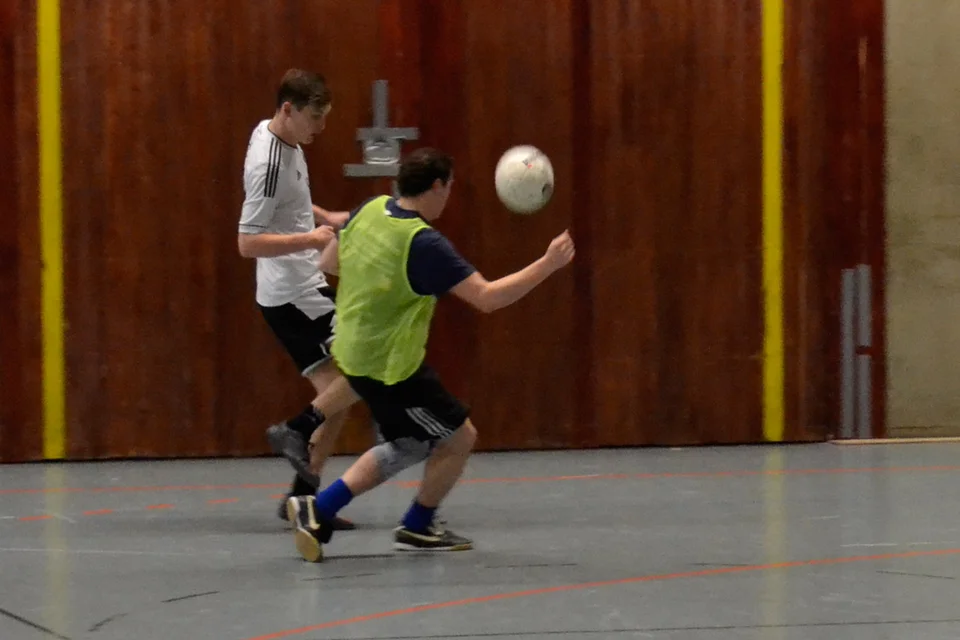 Altersgerechterer Zweikampf: Nico Nördtling nimmt's mit Hansi Wölfel auf Altersgerechterer Zweikampf: Nico Nördtling nimmt's mit Hansi Wölfel auf