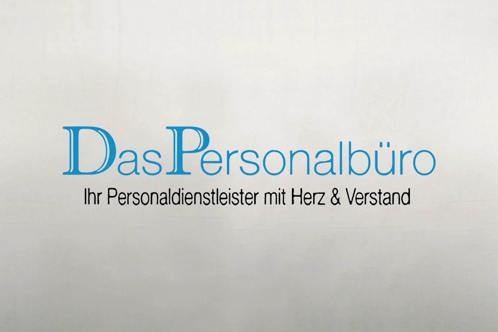 Das Personalbüro organisiert Arbeitnehmerüberlassung, Vermittlung oder Projektmanagement