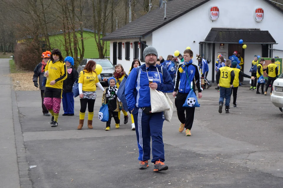 „Vorweggeher“ - Alex Pethe marschiert vorneweg „Vorweggeher“ - Alex Pethe marschiert vorneweg