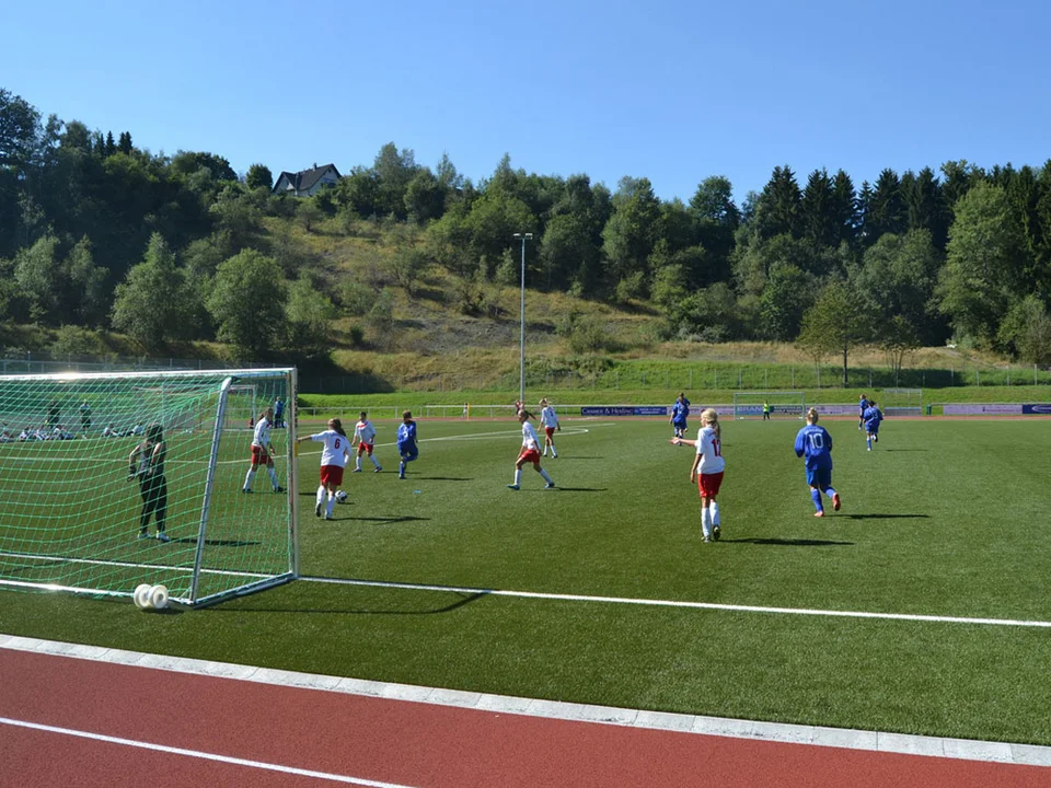 Die Mädchen lieferten eine taktische Meisterleistung und stellten die Räume bereits früh zu Die Mädchen lieferten eine taktische Meisterleistung und stellten die Räume bereits früh zu