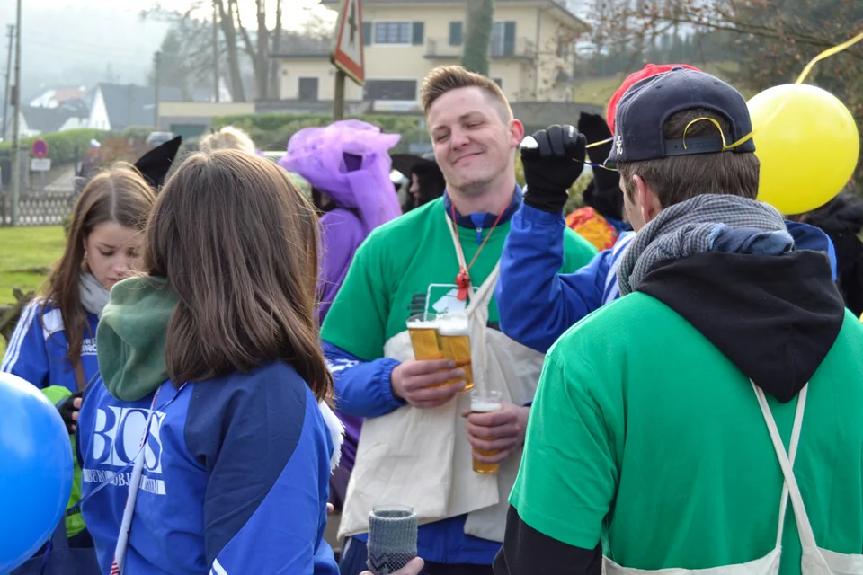 Spaßvogel: Jan Böhl im Gespräch mit Julia Fuchs Spaßvogel: Jan Böhl im Gespräch mit Julia Fuchs