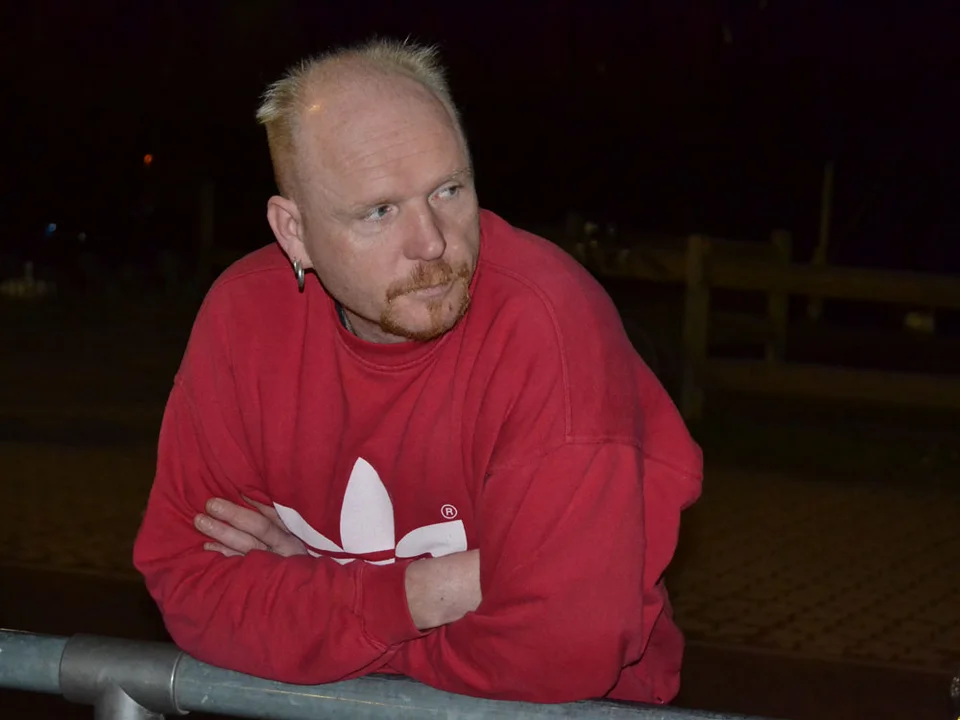 Markus begutachtet die Leistung der Alten Herren kritisch ...